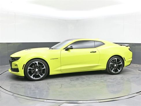 Used 2021 Chevrolet Camaro SS image 6
