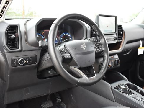 Certified 2023 Ford Bronco Sport Outer Banks w/ Tech Package AWD/4WD image 26