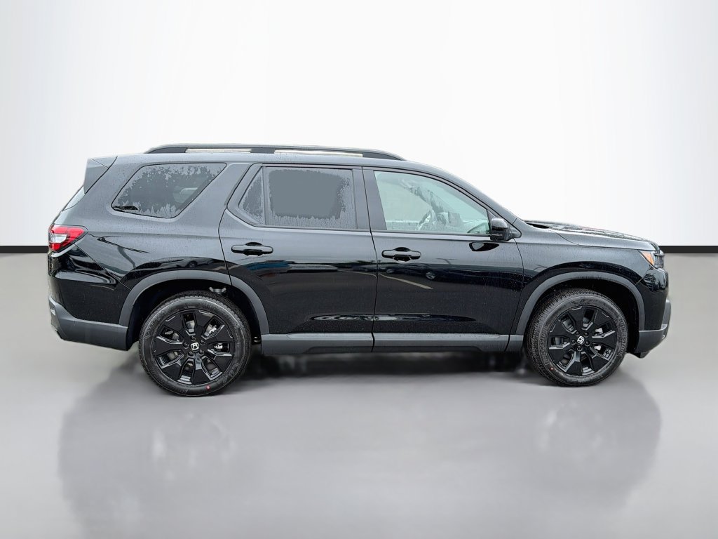 New 2026 Honda Pilot Black Edition image 5