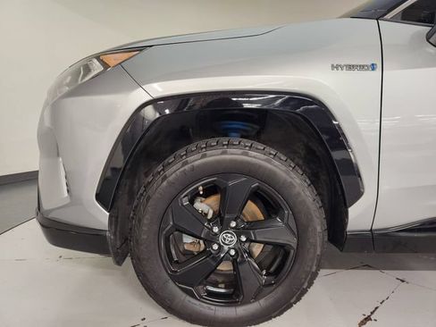 Used 2019 Toyota RAV4 XSE AWD/4WD image 11