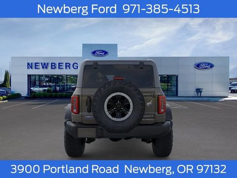 New 2026 Ford Bronco Outer Banks w/ Sasquatch Package AWD/4WD image 7