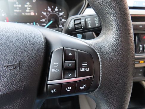 Used 2021 Ford Escape SE image 28