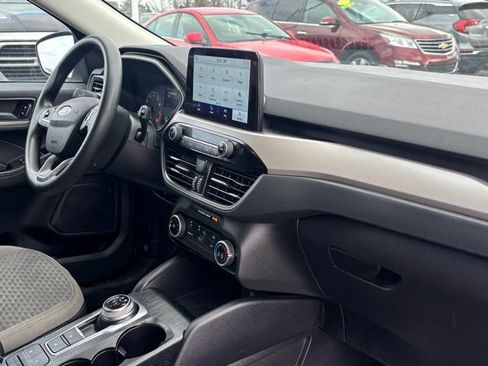 Used 2022 Ford Escape SE AWD/4WD image 13