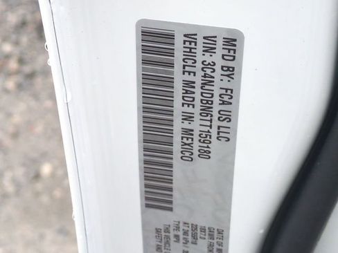 New 2026 Jeep Compass Latitude image 42