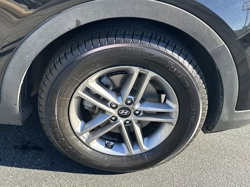 Used 2018 Hyundai Santa Fe Sport w/ 2.4L Value Package 02 image 15