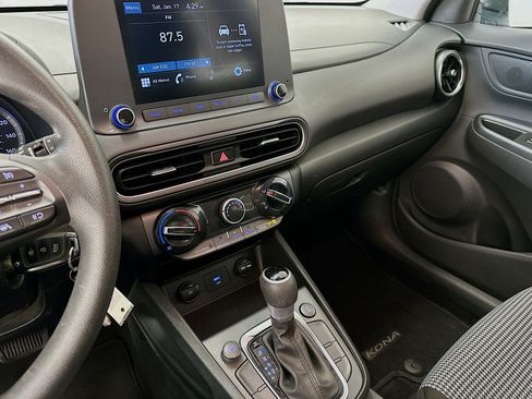 Used 2023 Hyundai Kona SE w/ Cargo Package image 25