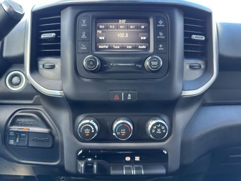 Used 2021 RAM 2500 Big Horn AWD/4WD image 20