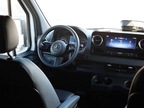 New 2026 Mercedes-Benz Sprinter 2500 image 19