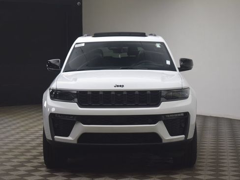 New 2026 Jeep Grand Cherokee L Limited AWD/4WD image 2