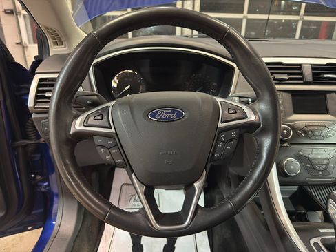 Used 2013 Ford Fusion SE FWD image 16