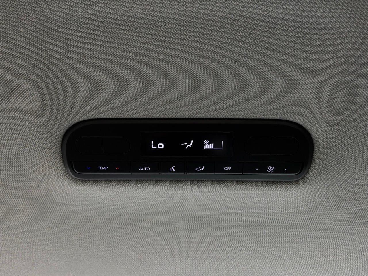 Used 2026 Hyundai Palisade SEL FWD image 17