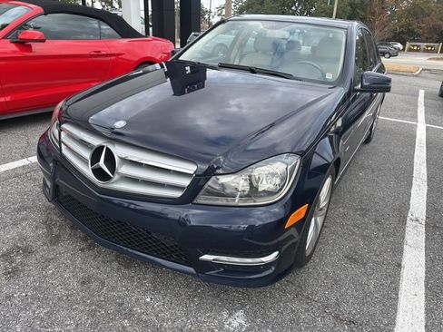 Used 2012 Mercedes-Benz C 250 Sedan image 2