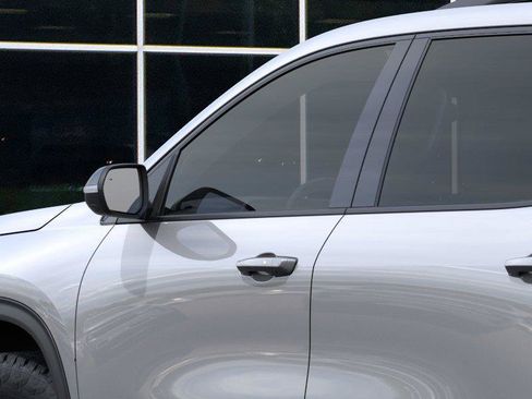 New 2027 Chevrolet Traverse Z71 AWD/4WD image 12