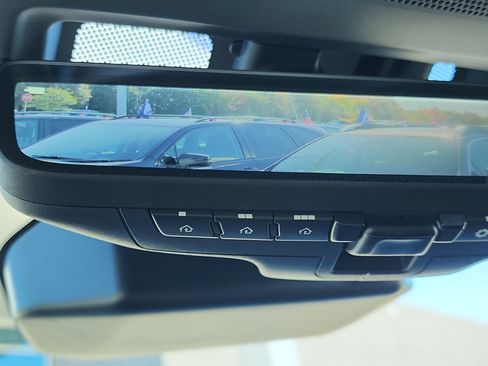 Certified 2025 Subaru Outback Touring w/ Tech Package 3 image 27