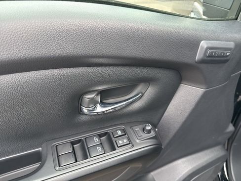 Used 2023 Nissan Titan PRO-4X w/ Pro-4x Convenience Package image 10