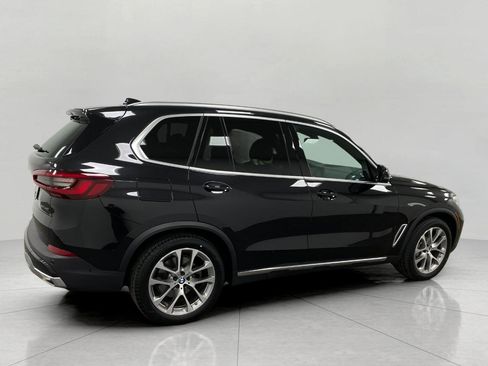Certified 2023 BMW X5 xDrive40i w/ Premium Package image 2