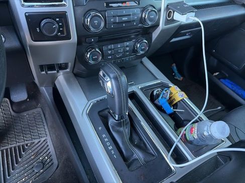 Used 2015 Ford F150 Lariat image 6