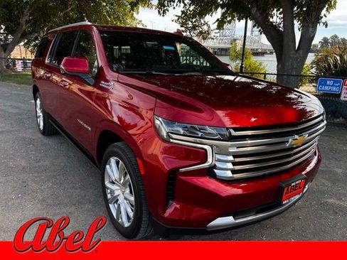 Certified 2024 Chevrolet Suburban High Country w/ Max Trailering Package image 1
