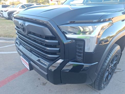 Used 2025 Toyota Tundra SR5 image 10
