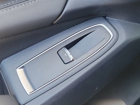 Used 2023 Subaru Ascent Touring image 15