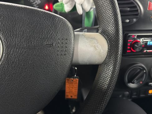 Used 2005 Volkswagen Beetle GLS image 21