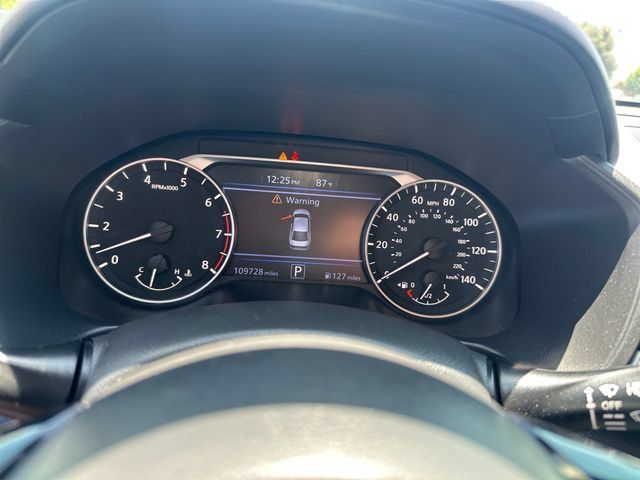 Used 2023 Nissan Altima 2.5 SR FWD image 14