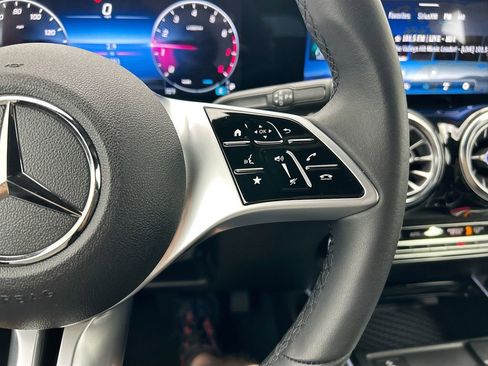 Certified 2025 Mercedes-Benz GLB 250 image 12