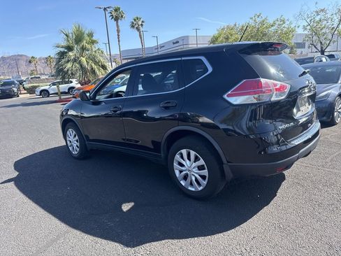 Used 2016 Nissan Rogue S FWD image 13