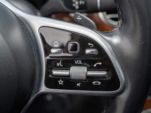 Used 2019 Mercedes-Benz E 300 4MATIC w/ Premium 1 Package image 32