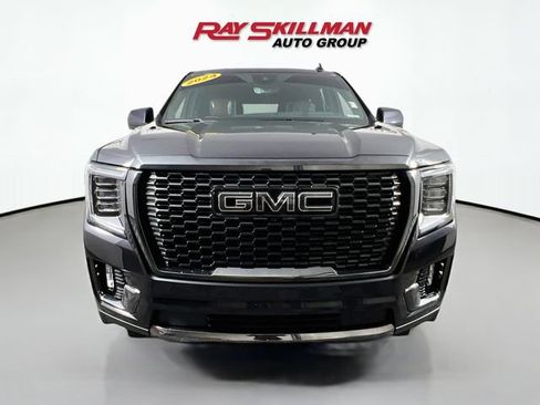 Used 2024 GMC Yukon Denali Ultimate AWD/4WD image 2