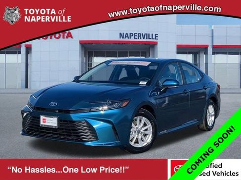 Certified 2025 Toyota Camry LE image 1