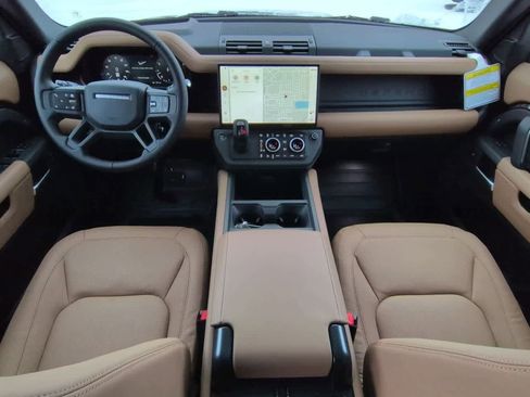 New 2026 Land Rover Defender 110 X-Dynamic SE image 15