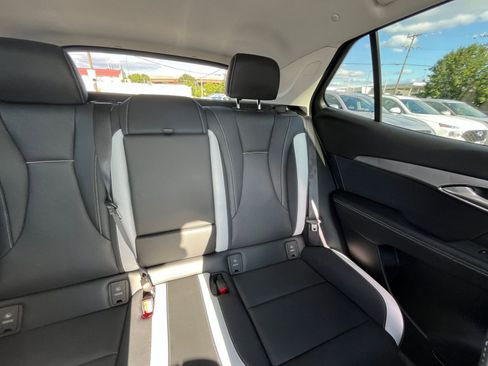 Used 2024 Buick Envision Sport Touring image 38