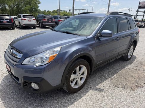 Used 2014 Subaru Outback 2.5i Premium AWD/4WD image 7
