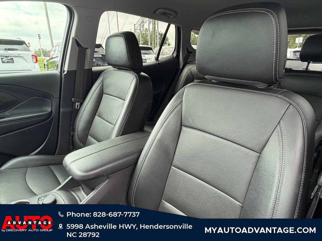 Used 2024 GMC Terrain SLT AWD/4WD image 8