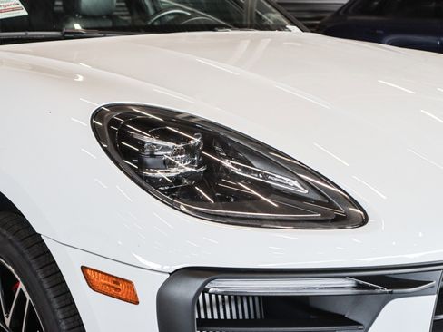 Certified 2023 Porsche Macan S image 27