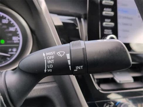 Used 2024 Toyota Camry SE image 26