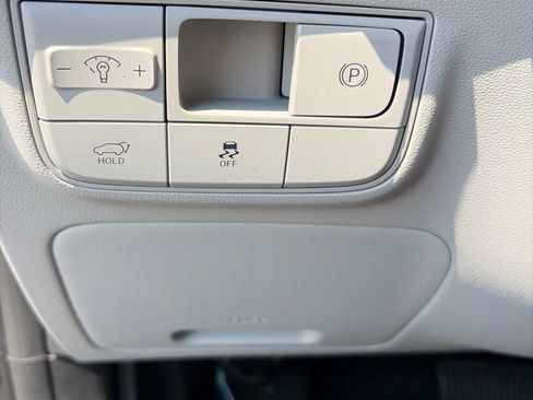 Used 2025 Hyundai Tucson Limited AWD/4WD image 13
