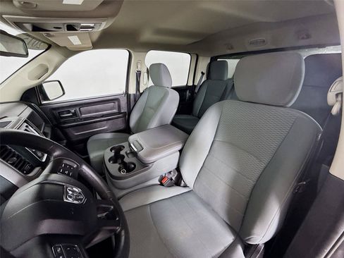 Used 2015 RAM 1500 Express AWD/4WD image 5