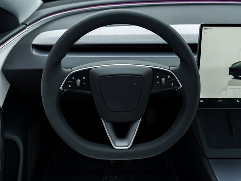 Used 2025 Tesla Model 3 Long Range image 15