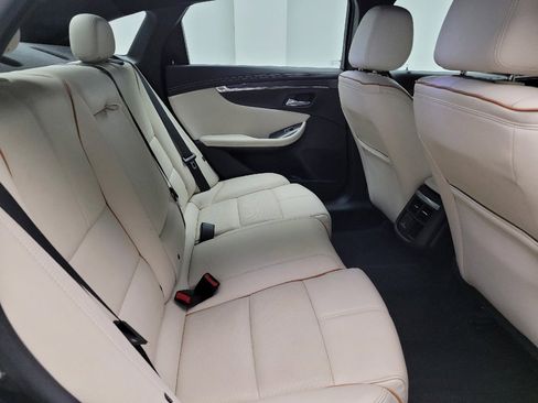 Used 2019 Chevrolet Impala Premier FWD image 19
