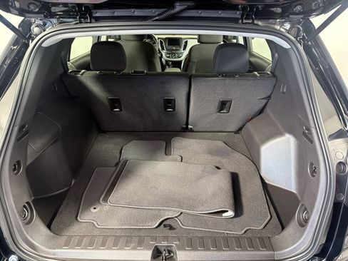 Used 2023 Chevrolet Equinox LS w/ Driver Confidence II Package AWD/4WD image 25