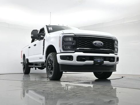 New 2026 Ford F250 XL w/ STX Appearance Package AWD/4WD image 33