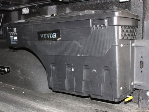 Used 2018 Ford F150 Raptor w/ Equipment Group 802A Luxury image 27