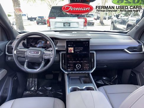 Used 2026 GMC Acadia Elevation w/ Elevation Premium Package FWD image 5