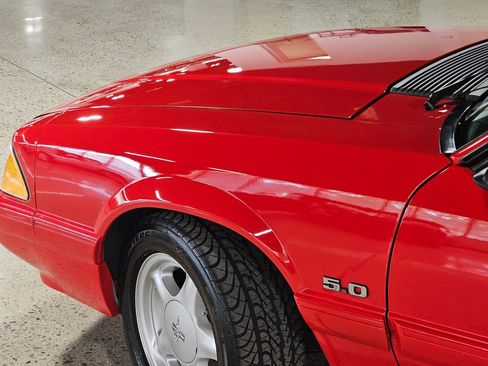 Used 1988 Ford Mustang LX image 5