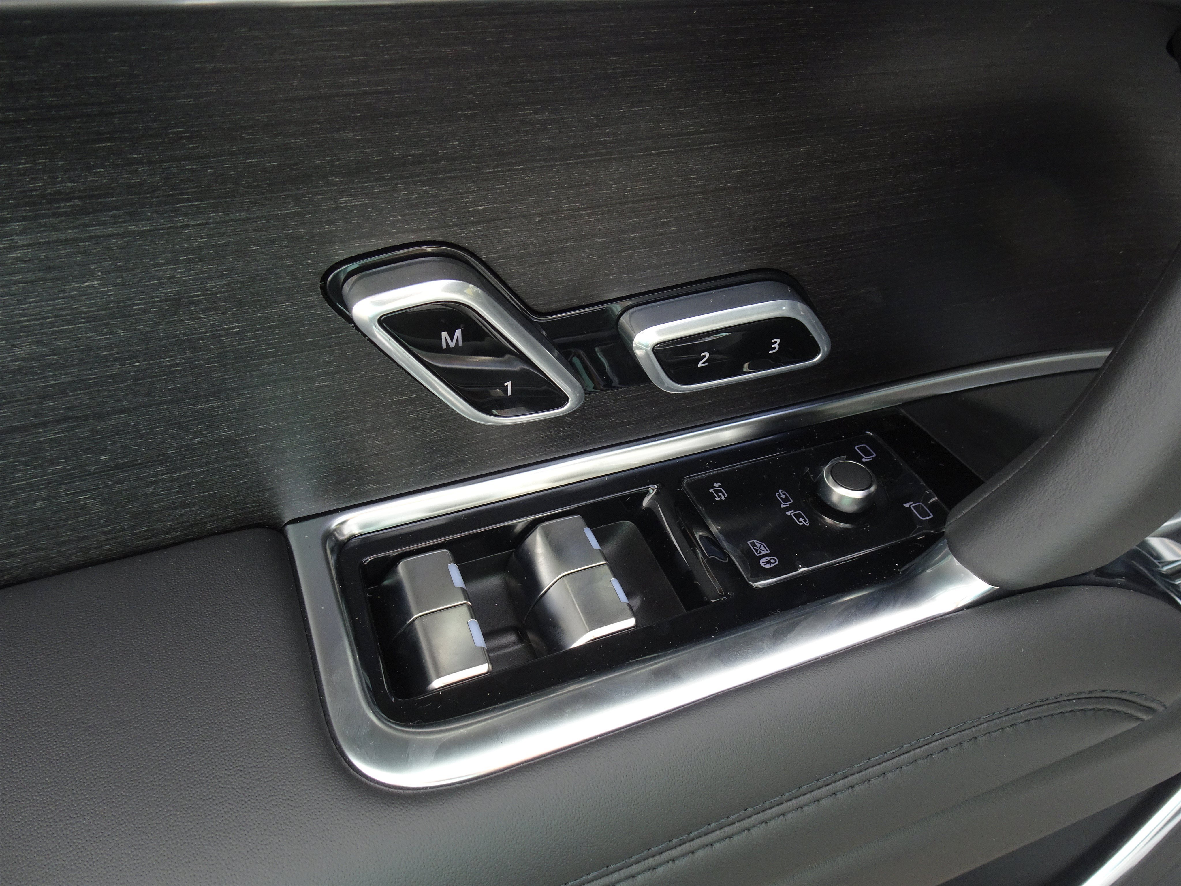 New 2027 Land Rover Range Rover SE AWD/4WD image 14