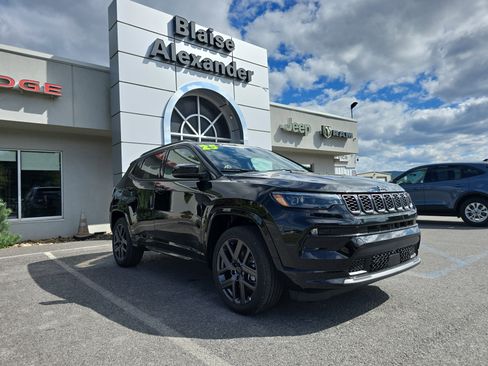 New 2025 Jeep Compass Limited w/ High Altitude Package image 1