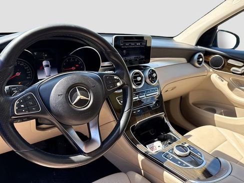 Used 2018 Mercedes-Benz GLC 300 image 9