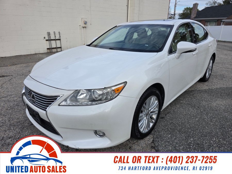 Used 2014 Lexus ES 350 w/ Luxury Package FWD image 1